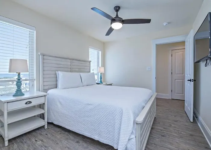 Holiday home Beachfront 18bed Pool Easybreezy *