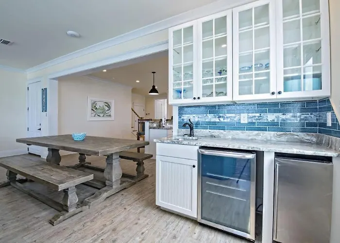 Holiday home Beachfront 18bed Pool Easybreezy *
